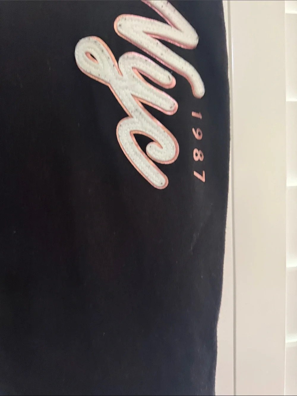Aeropostale Black NYC 1987 Script Graphic Wide Leg Sweatpants Size Medium - Picture 3 of 3